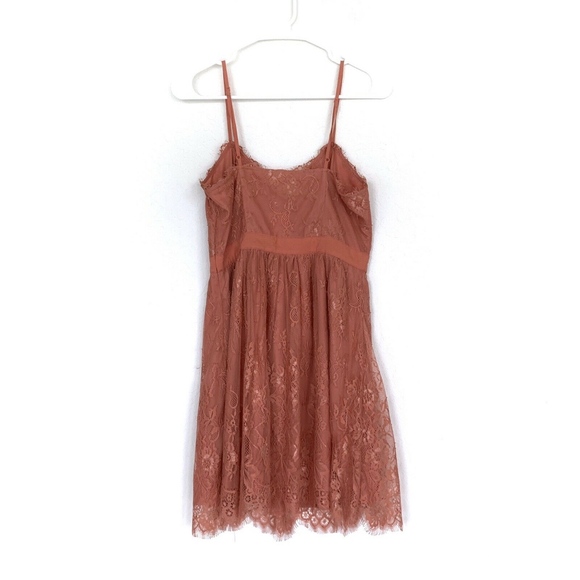 Forever 21 Coral Floral Lace Sleeveless Dress - Picture 6 of 8